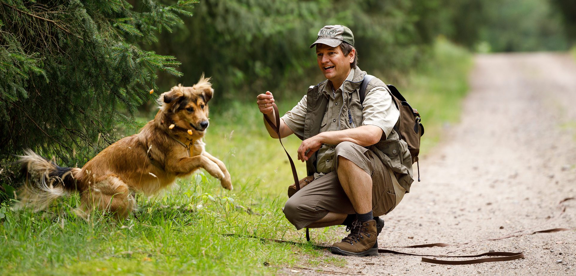 Das Hundetraining Reinbek bietet Kurse für Anfänger und Fortgeschrittene an.
